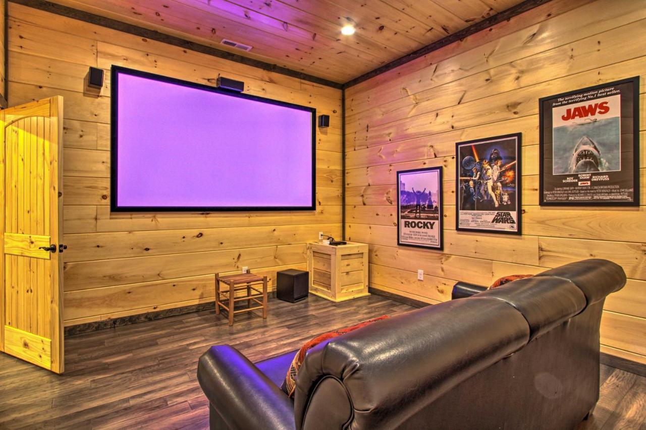Luxe With Theater Less Than 2 Miles To *